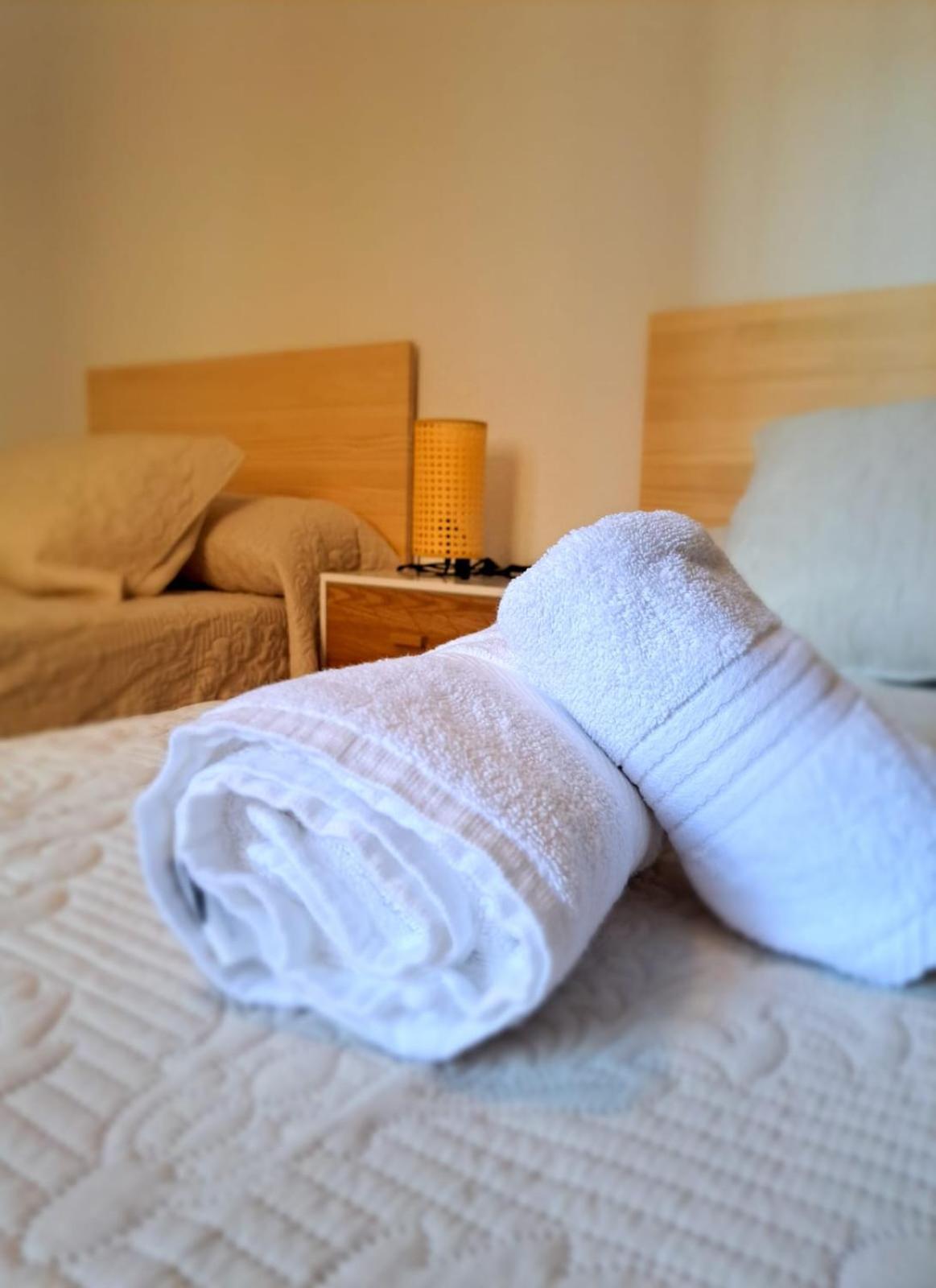 Alhondiga 16 Apartamentos Baza Exteriör bild